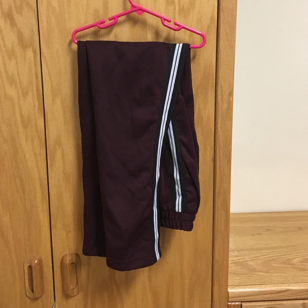 Athletic sweatpants