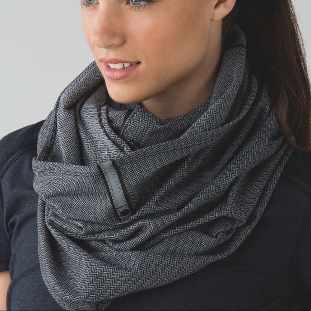 Lulu Lemon Scarf/wrap