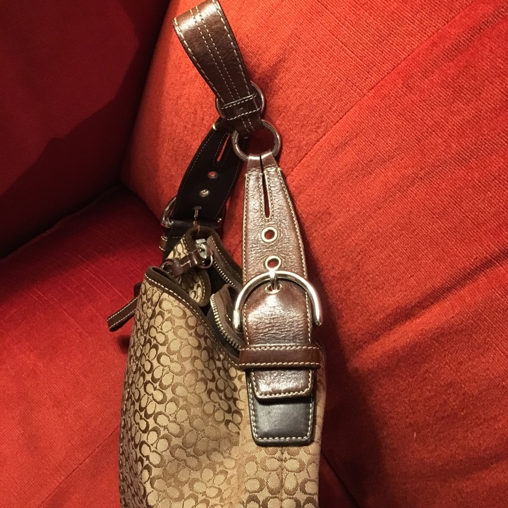 Coach Small Tote Bag - Picture 6 of 7