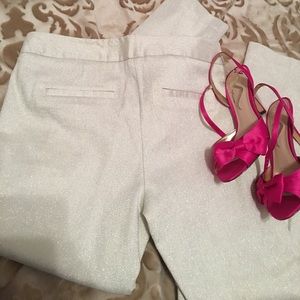 🌼 Gorgeous glitter threaded pants!