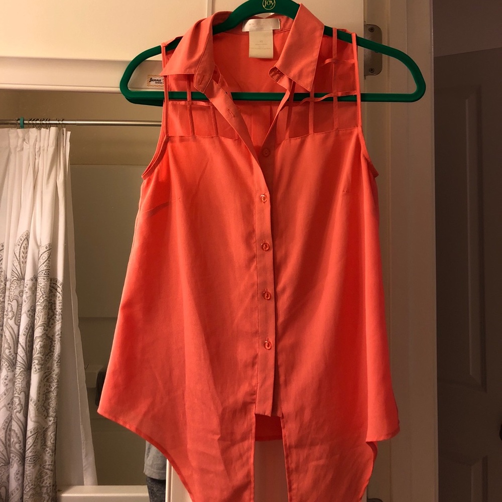Coral top