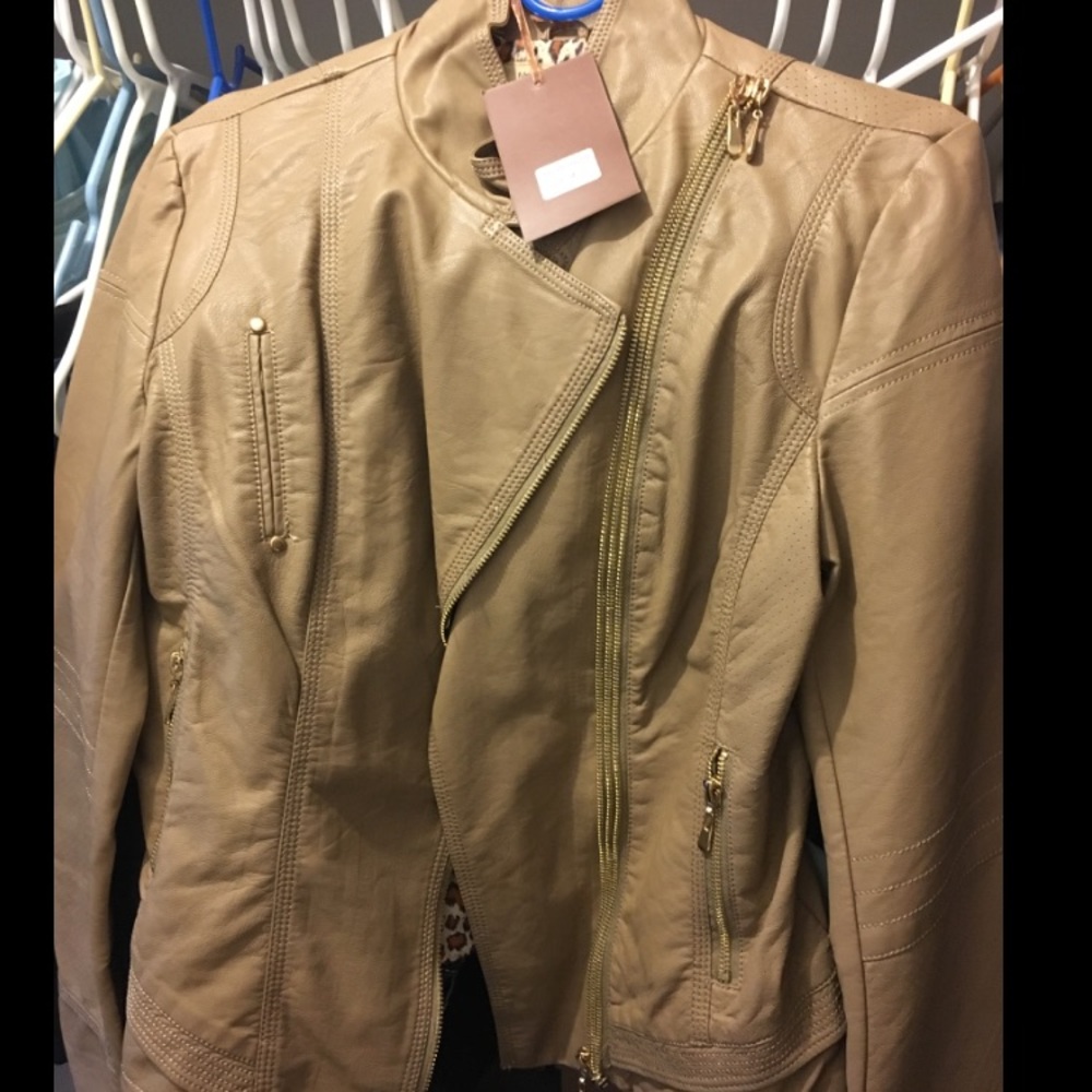 Women's bomber jacket