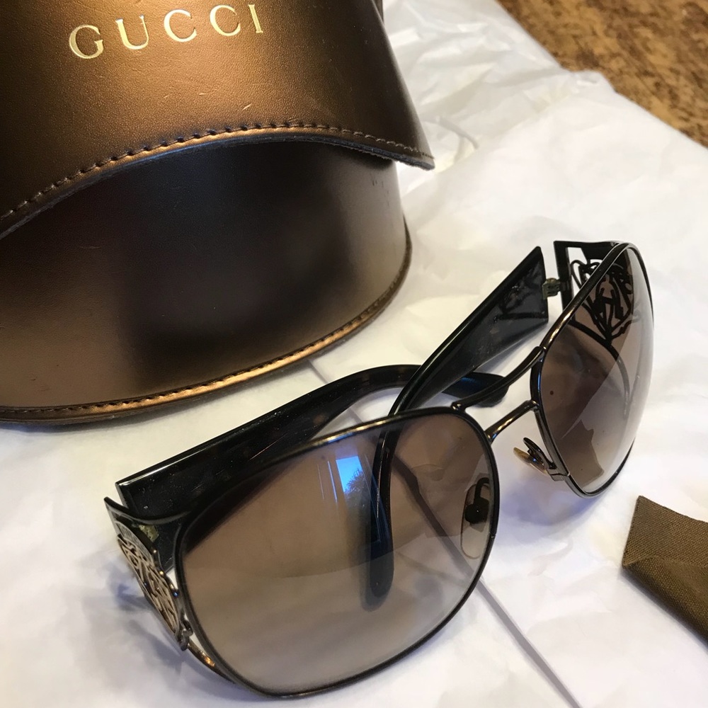 Gucci Sunglass