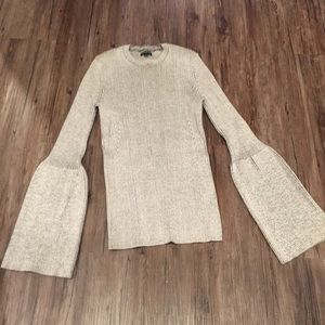 Thick Bell sleeve sweater