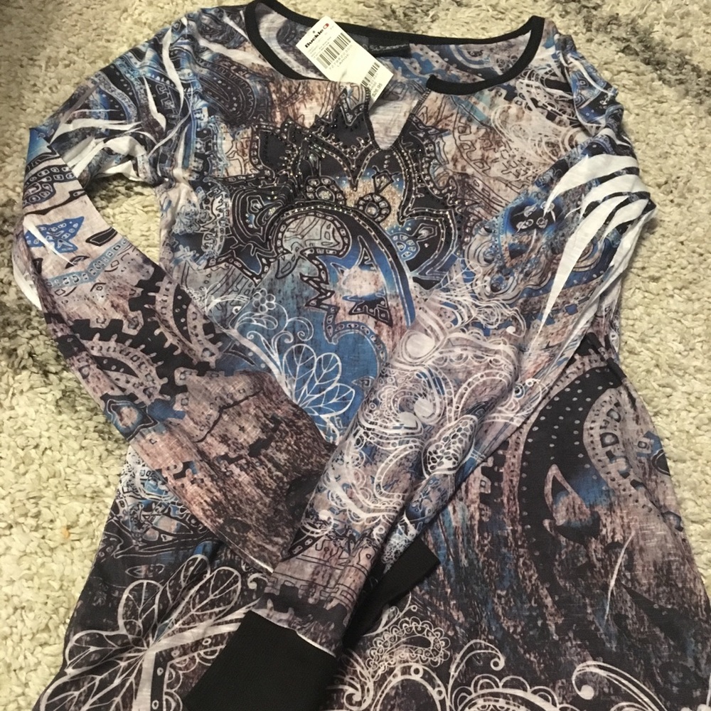 Shirt from buckle-L