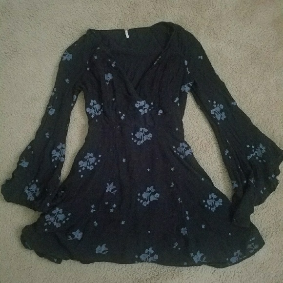 Free People Dresses & Skirts - Free People Jasmine Dress black/gray size 2
