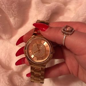 GUESS ❄️ watch PRICE DROPPED