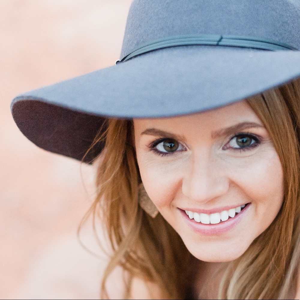 Meet your Posher, Jessica