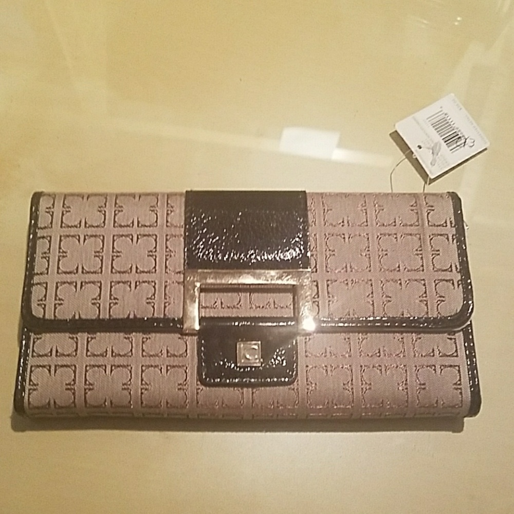 Liz Claiborne Wallet