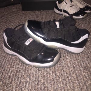 Air Jordan 11 Low Infrared