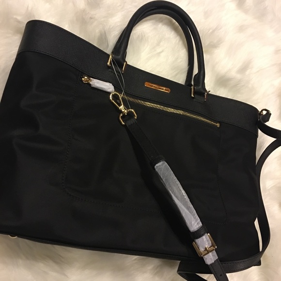 🌹SOLD🌹 Authentic Michael Kors Colgate Black Tote - Picture 3 of 8