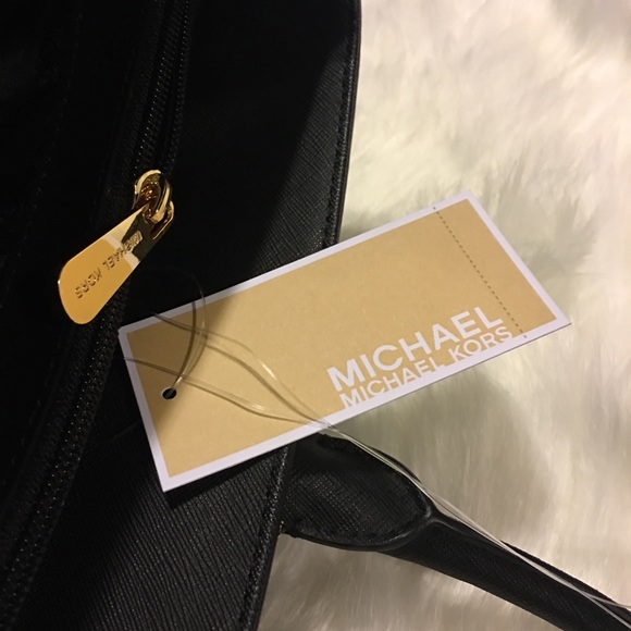 🌹SOLD🌹 Authentic Michael Kors Colgate Black Tote - Picture 2 of 8