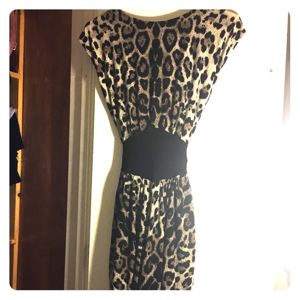 Leopard print pencil dress with tie