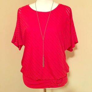 EUC red top. Medium.