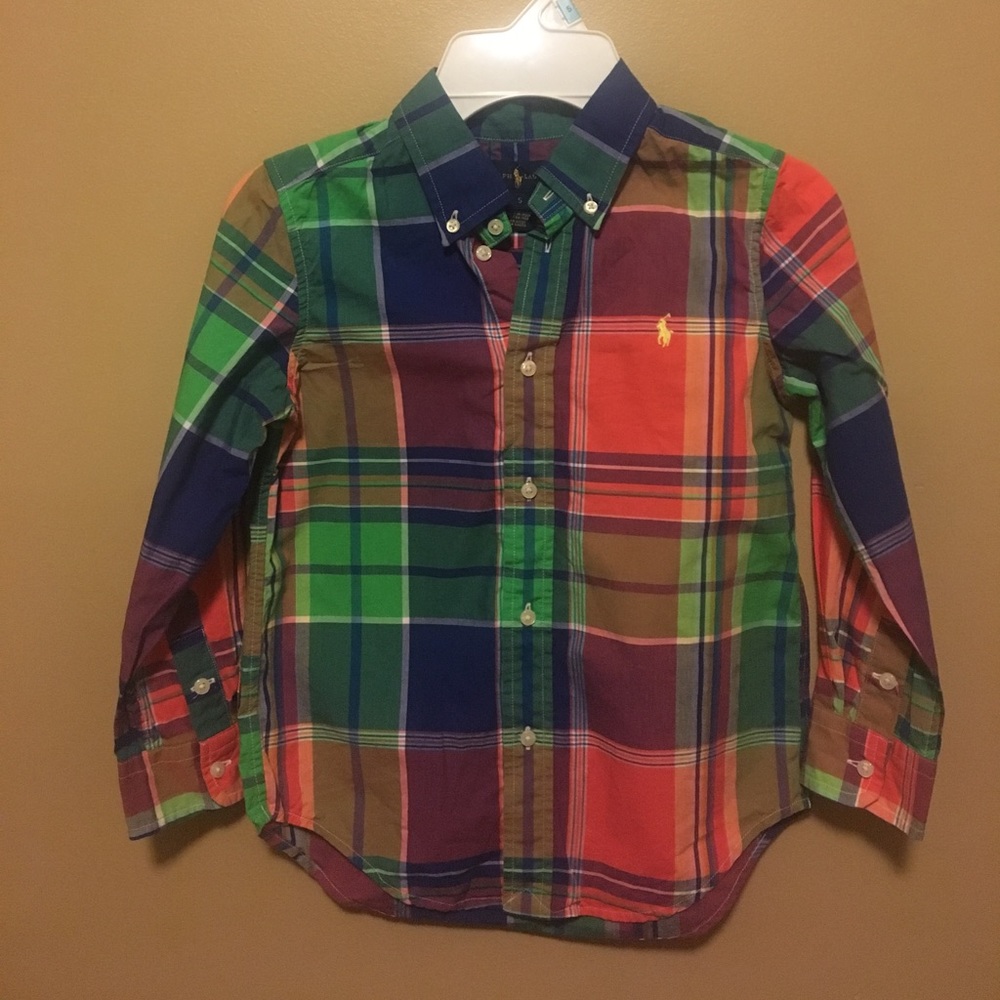 Adorable boys Polo shirt. Multi colored. Size 5.
