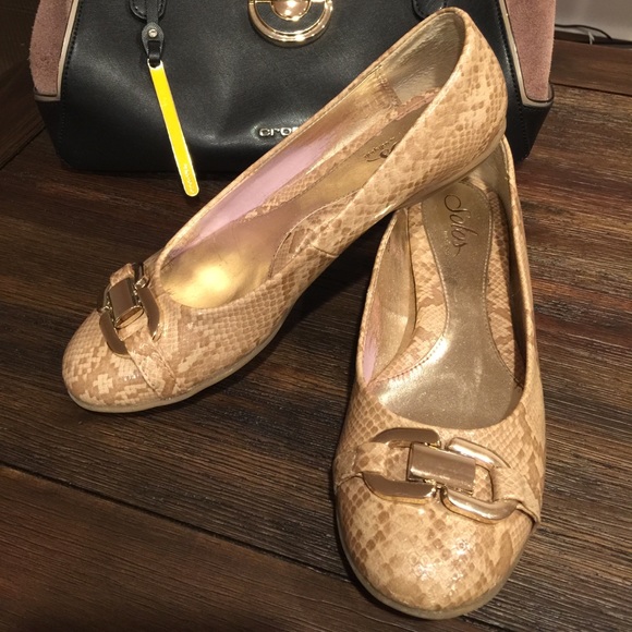 Shoes - Animal skin gold buckle flats