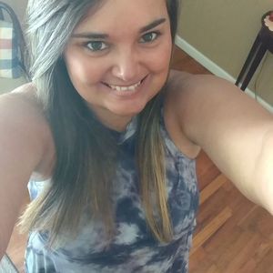 Meet your Posher, Pamela