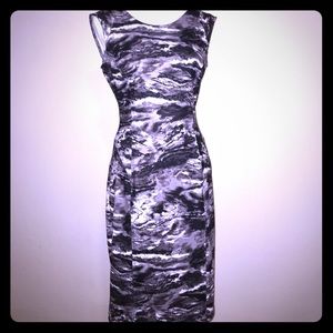 Size 6 fitted dress by Jennifer Lopez