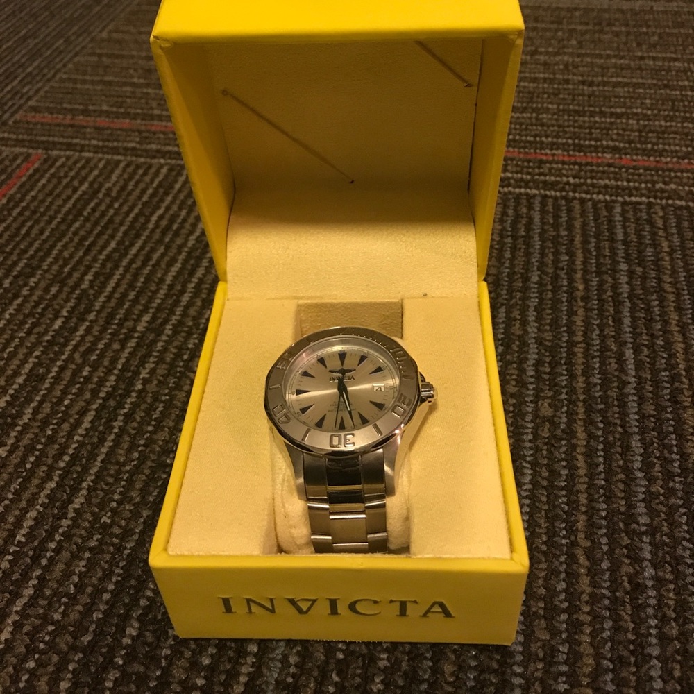Invicta Watch - Picture 3 of 4