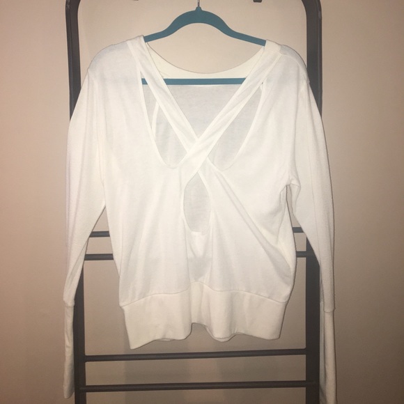 NWOT ALO Yoga Long Sleeve Crisscross Back Top - Picture 5 of 5