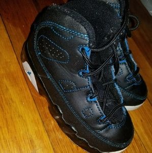 Jordan 9 Toddler size 9c