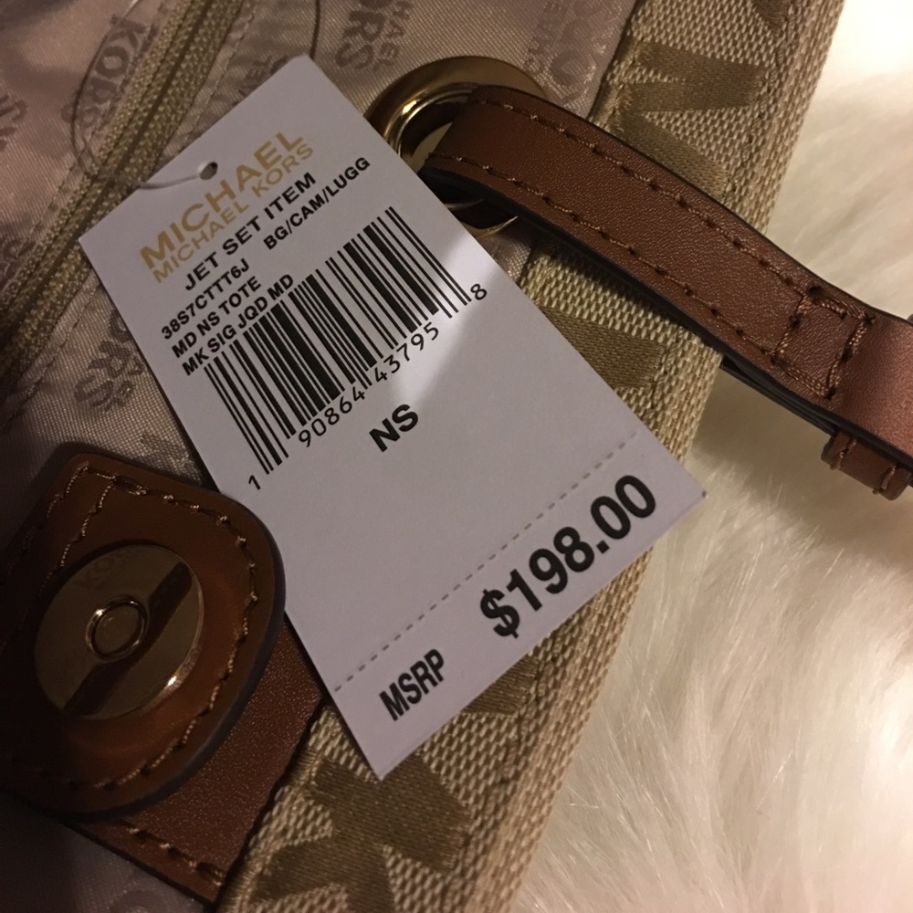❤️Sold❤️Authentic! Michael Kors Jet Set Tote - Picture 8 of 8