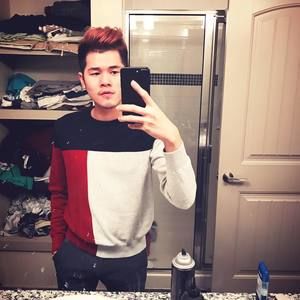 Meet your Posher, Johnny