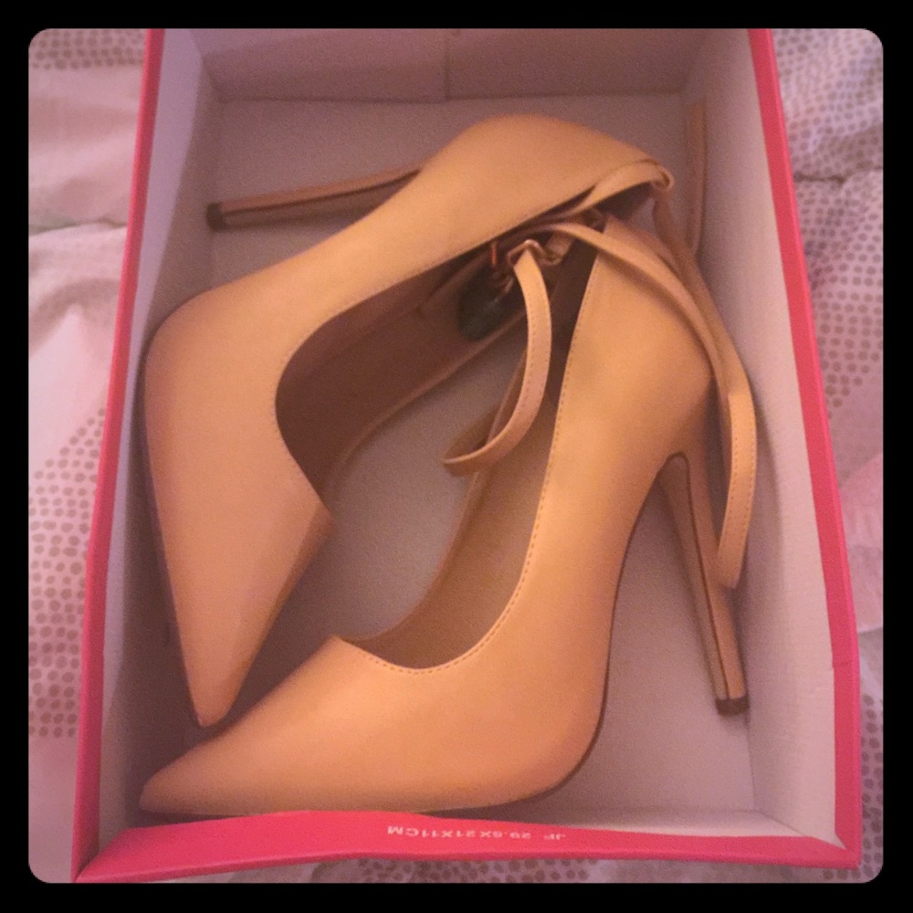JustFab Nude Heels
