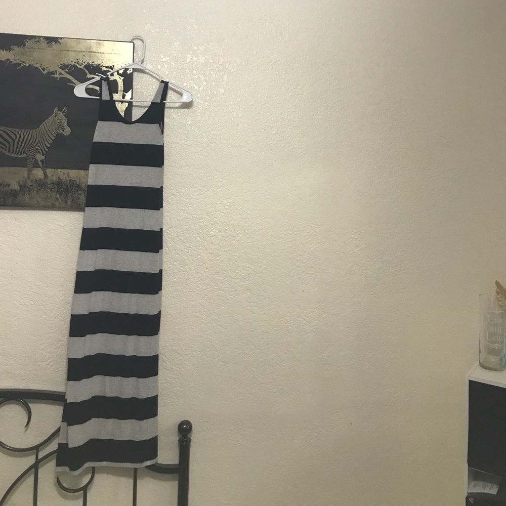 Dress stripped