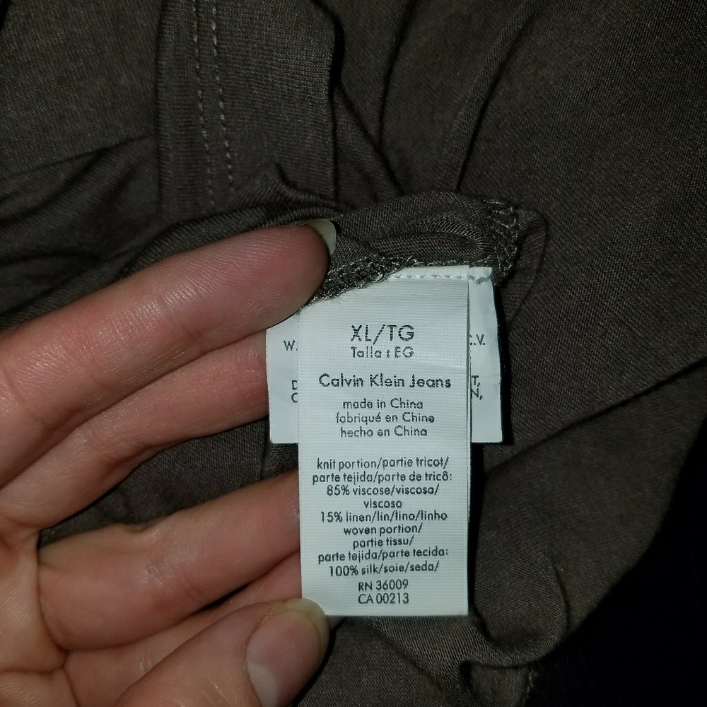 Dress - Picture 6 of 7