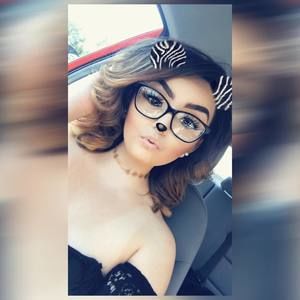 Meet your Posher, Yvette