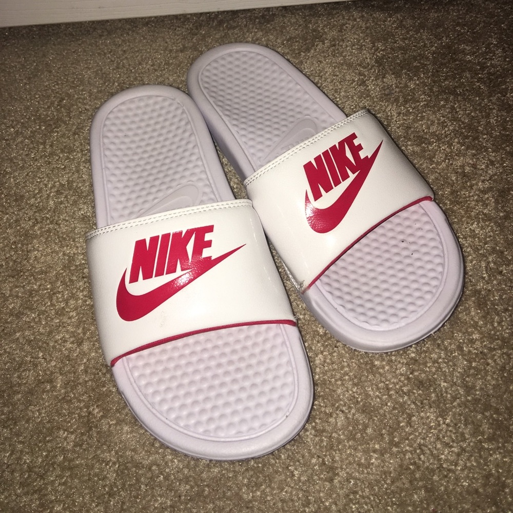 Nike slides