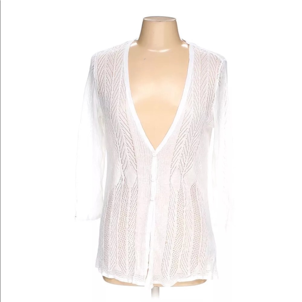 🐝Beautiful Snow White Belldini White Cardigan🐝