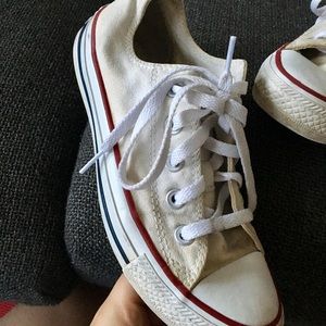 White Low Top Converse All Star Size 3 1/2