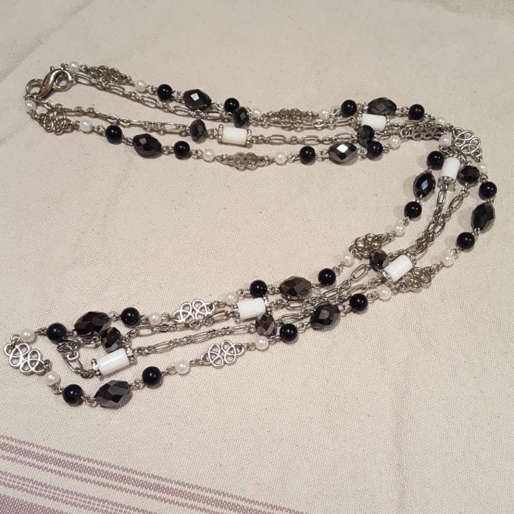 NWOT Lia Sophia Double Chain Statement Necklace