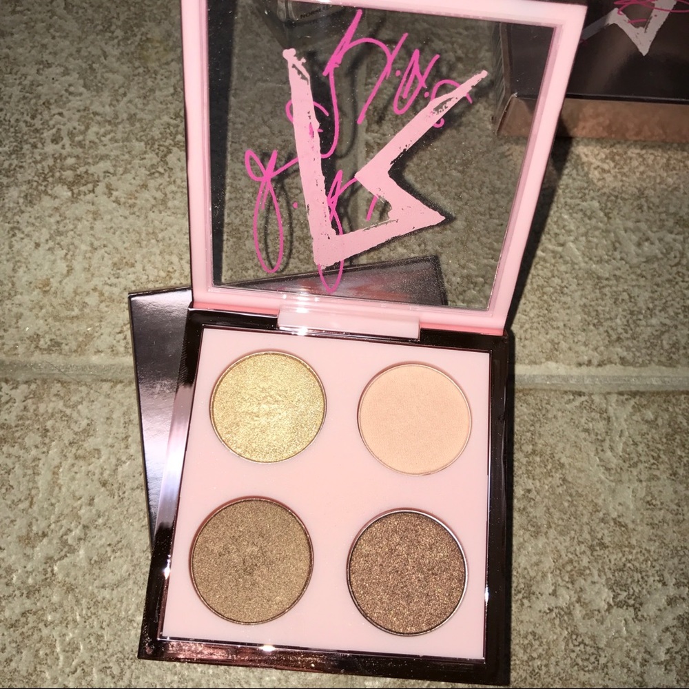 Rihanna By MAC