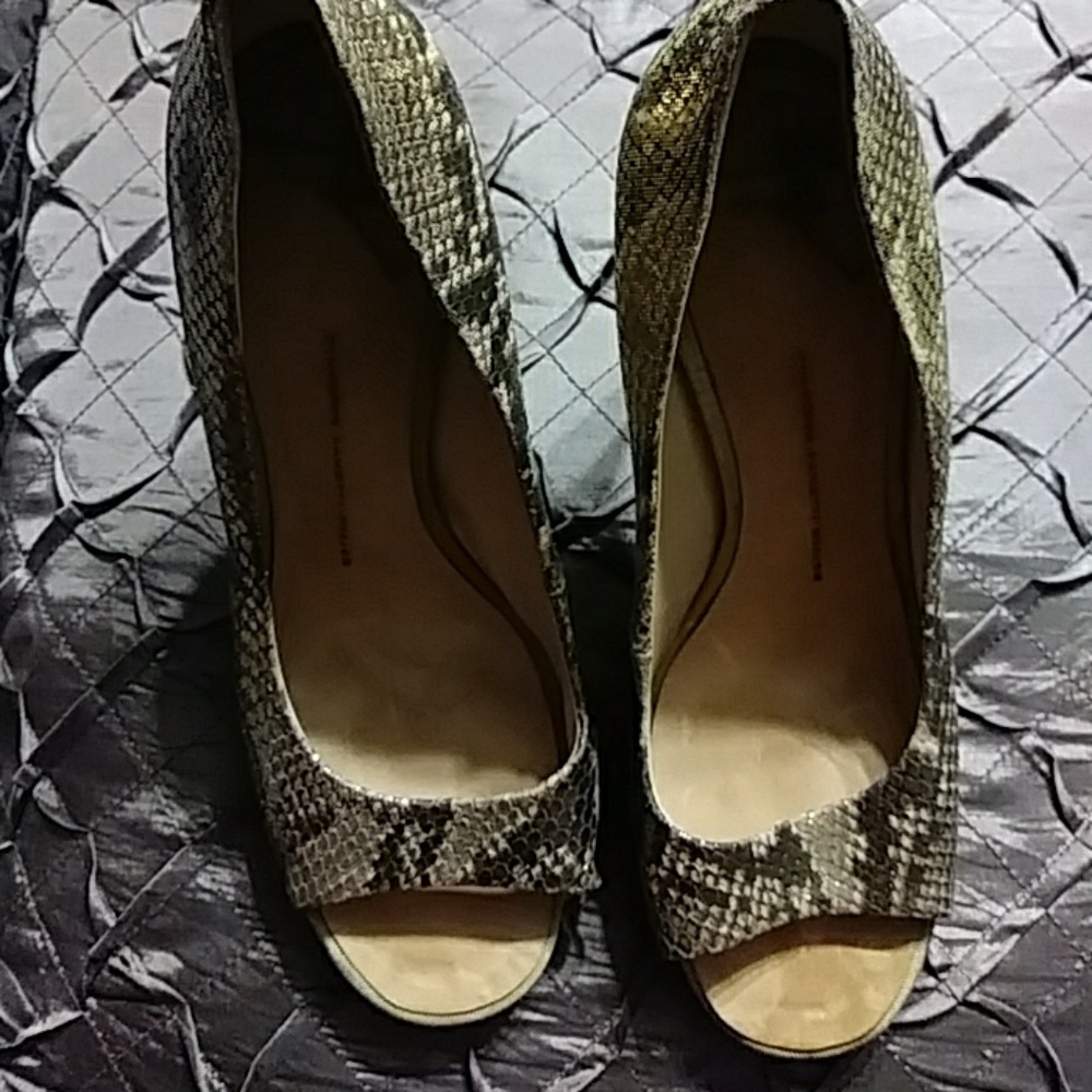 Giuseppe gold snake print stiletto