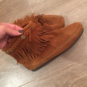 Minnetonka booties - work once!