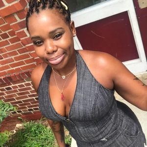 Meet your Posher, Tameka