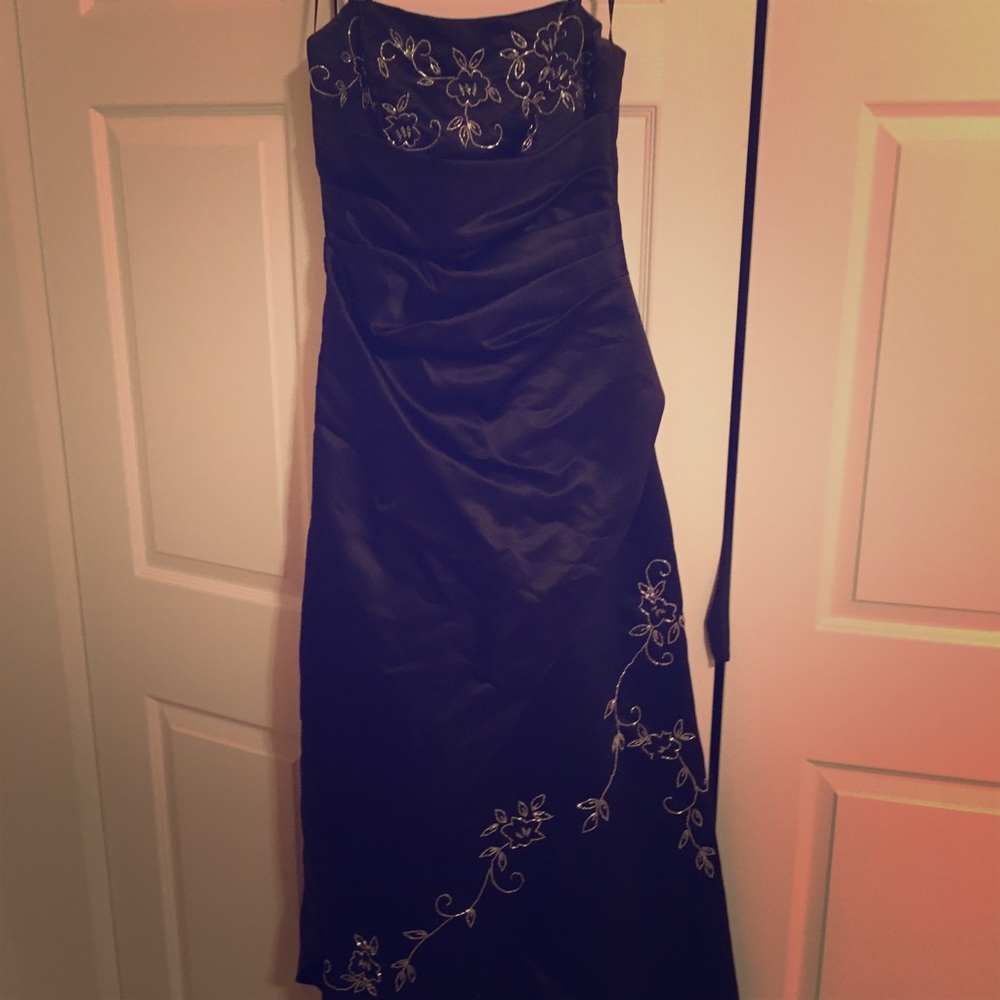 🎉SALE!🎉Spaghetti Strap Black Satin Beaded Gown