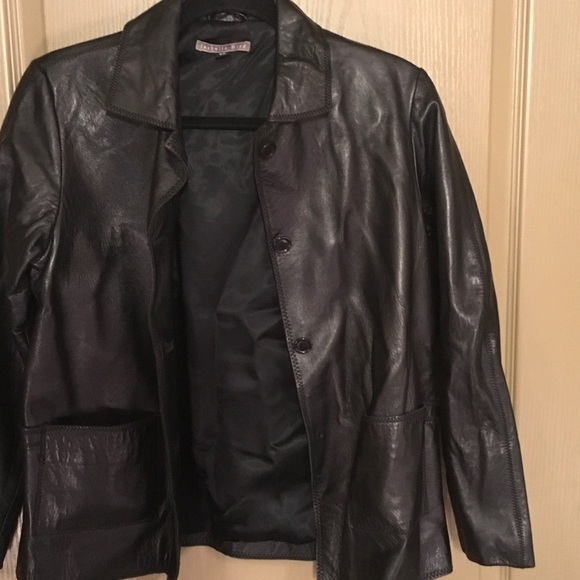 Black leather jacket - Picture 2 of 2
