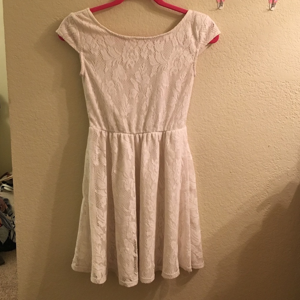 White lace dress