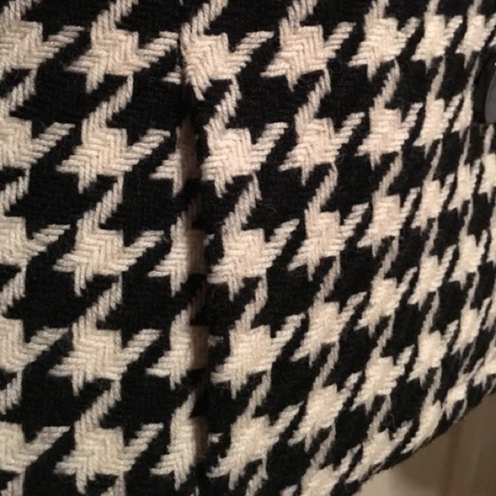 Dana Buchman 3 Button Wool Wide Notched Collar - Picture 2 of 5