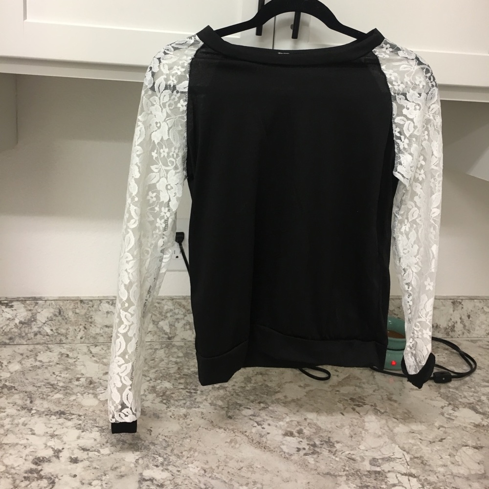 Never worn lace long sleeve top