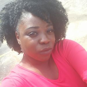 Meet your Posher, Cassandra