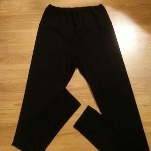 Maternity pants, super soft. Size Med.