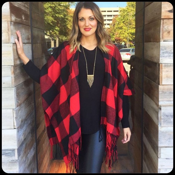 Buffalo Check Red & Black Poncho - Picture 2 of 8