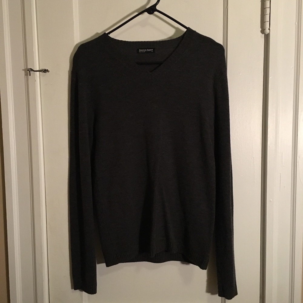 long sleeve v-neck sweater