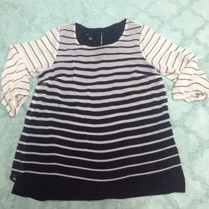 🌸AB Studio black and white blouse