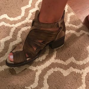 Free Bird ankle bootie Sandals.